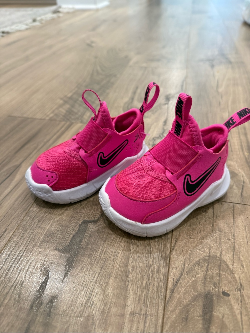 Nike toddler girls size 3